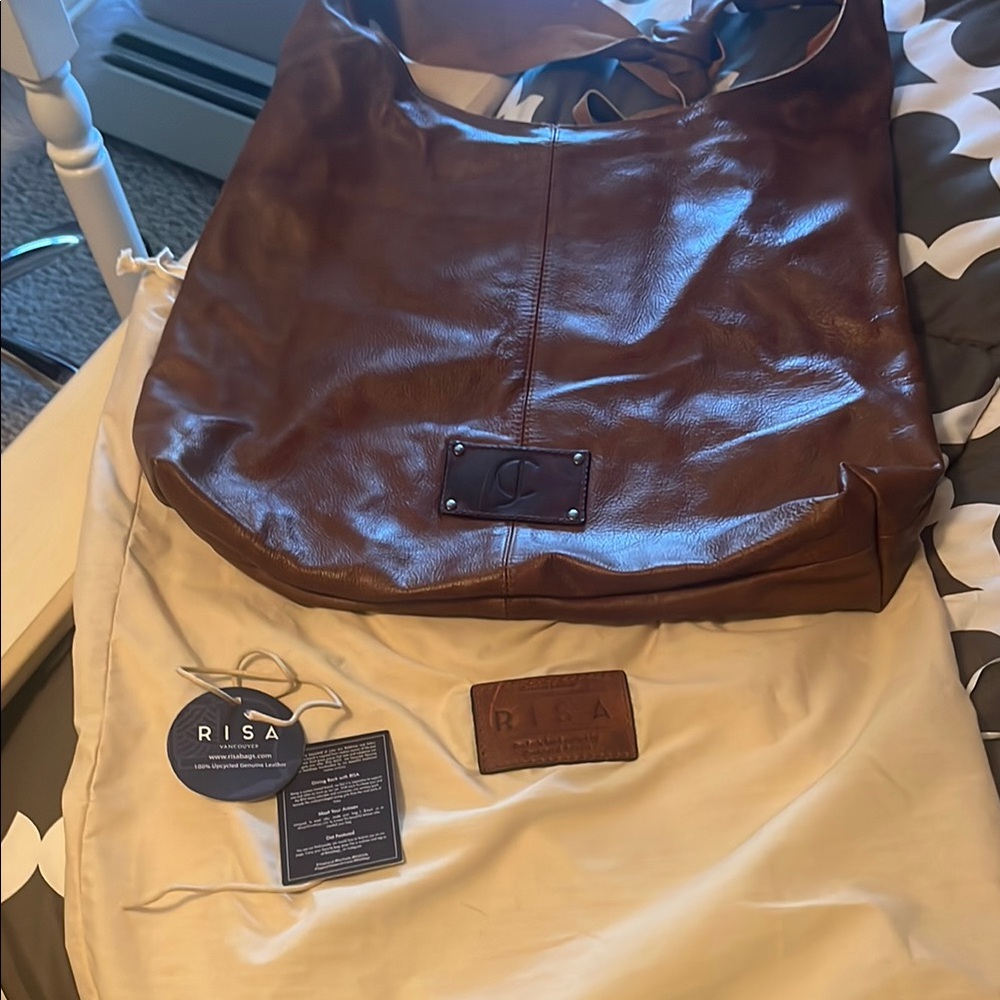 Brown Leather Hobo Bag with Slouchy Style